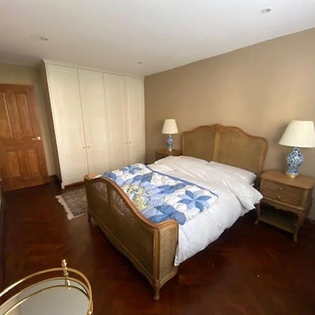 2 Double Bedroom Charming Chelsea Apartment London Exterior foto