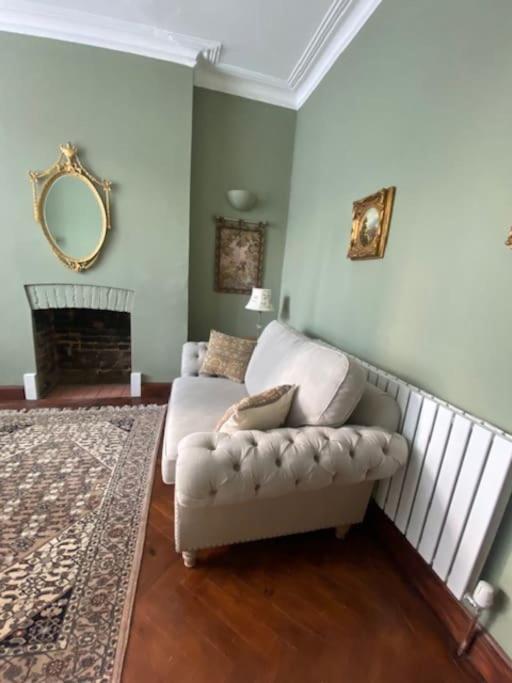 2 Double Bedroom Charming Chelsea Apartment London Exterior foto
